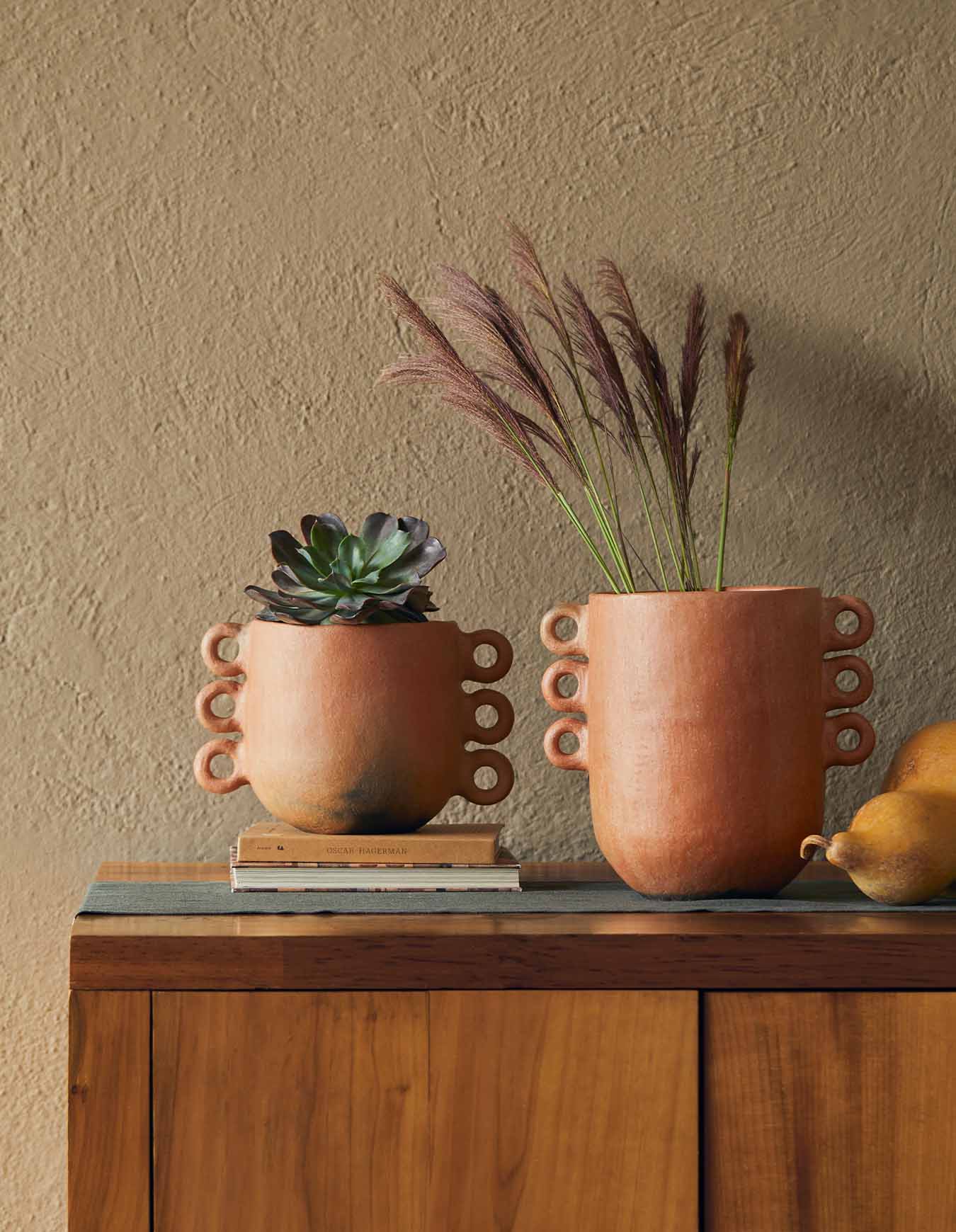 Caliente Vessels